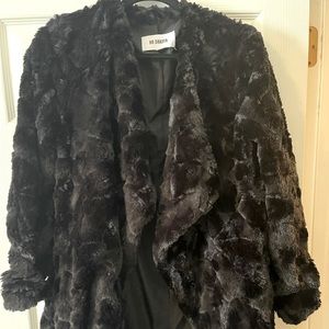 BB DAKOTA FAUX FUR JACKET! SUPER SOFT AND COZY!
